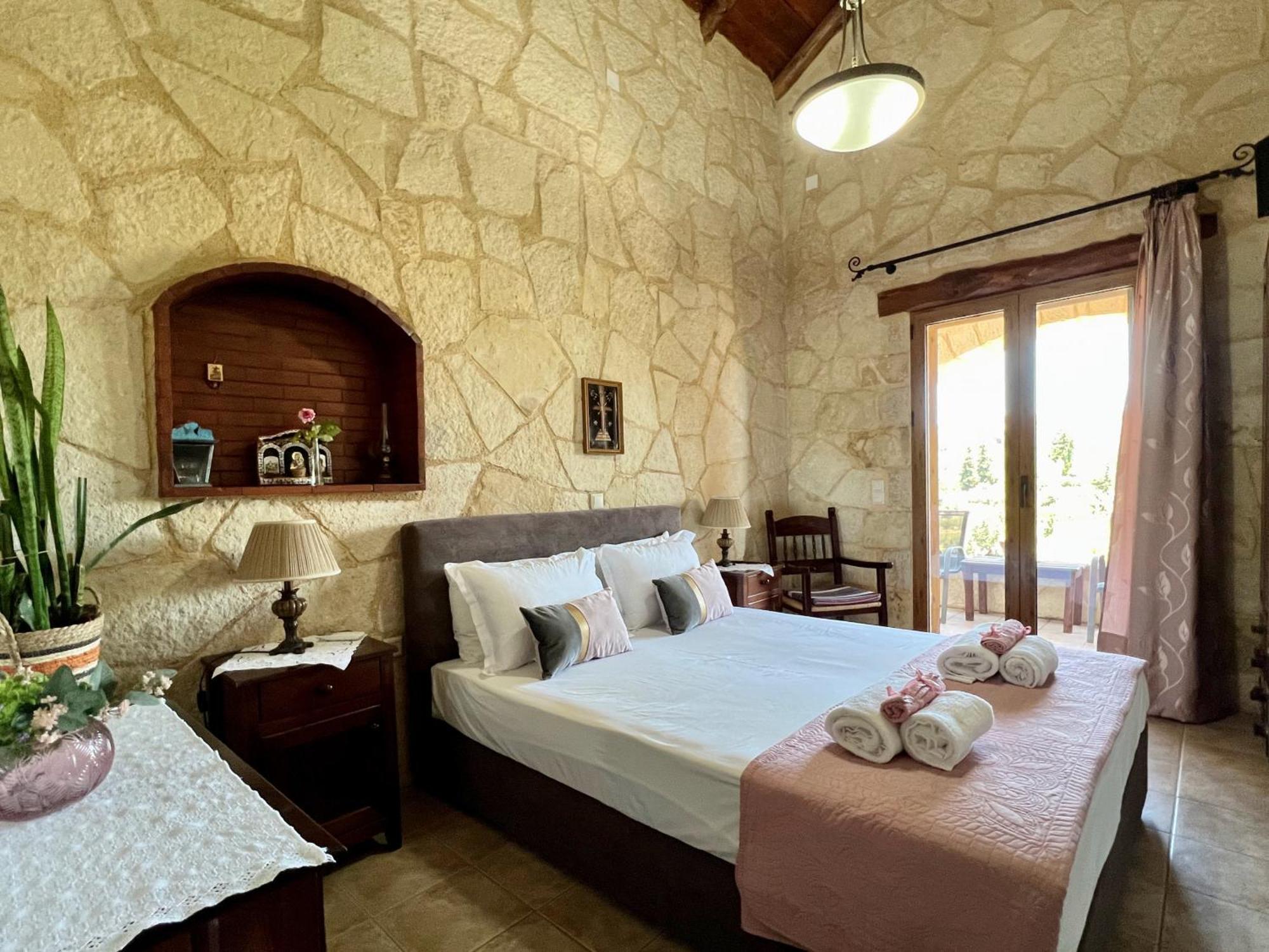 Villa Toula With Pool Nr Armeni Crete Makhairoí Exterior foto